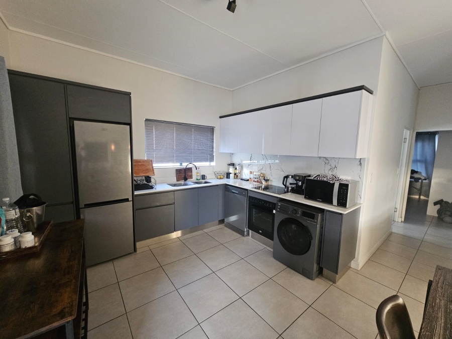 To Let 2 Bedroom Property for Rent in The Huntsman Western Cape